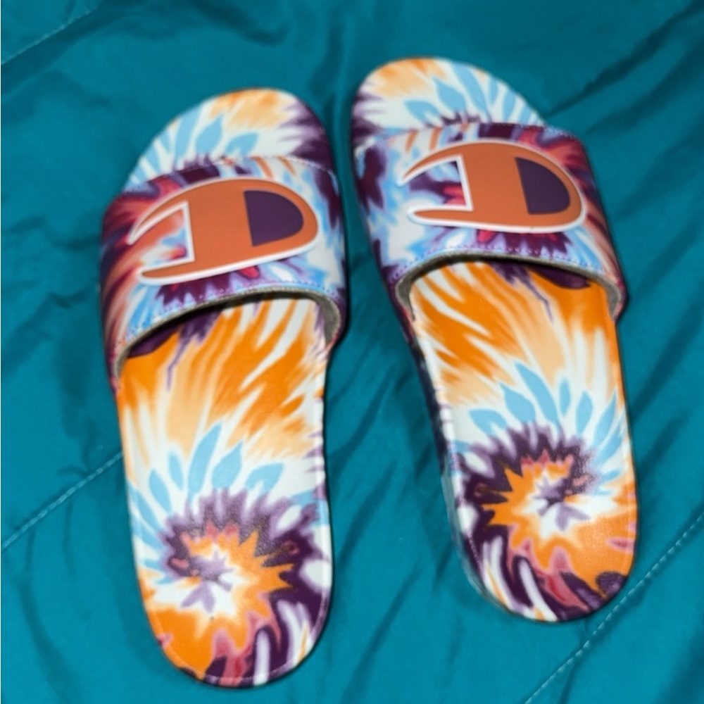 Women’s Size 9 Champion Slides NWOT
